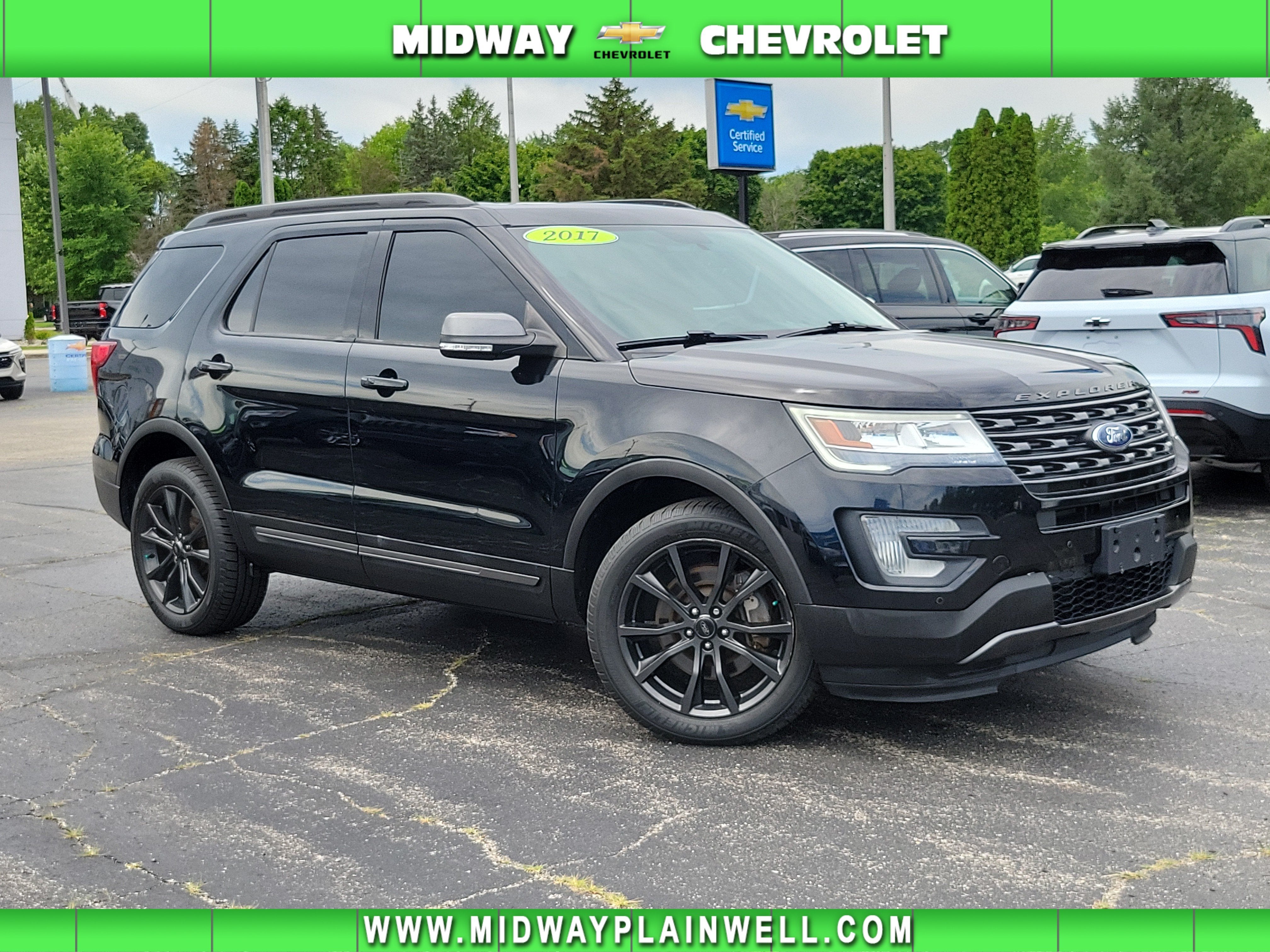 2017 Ford Explorer XLT 4WD's photo