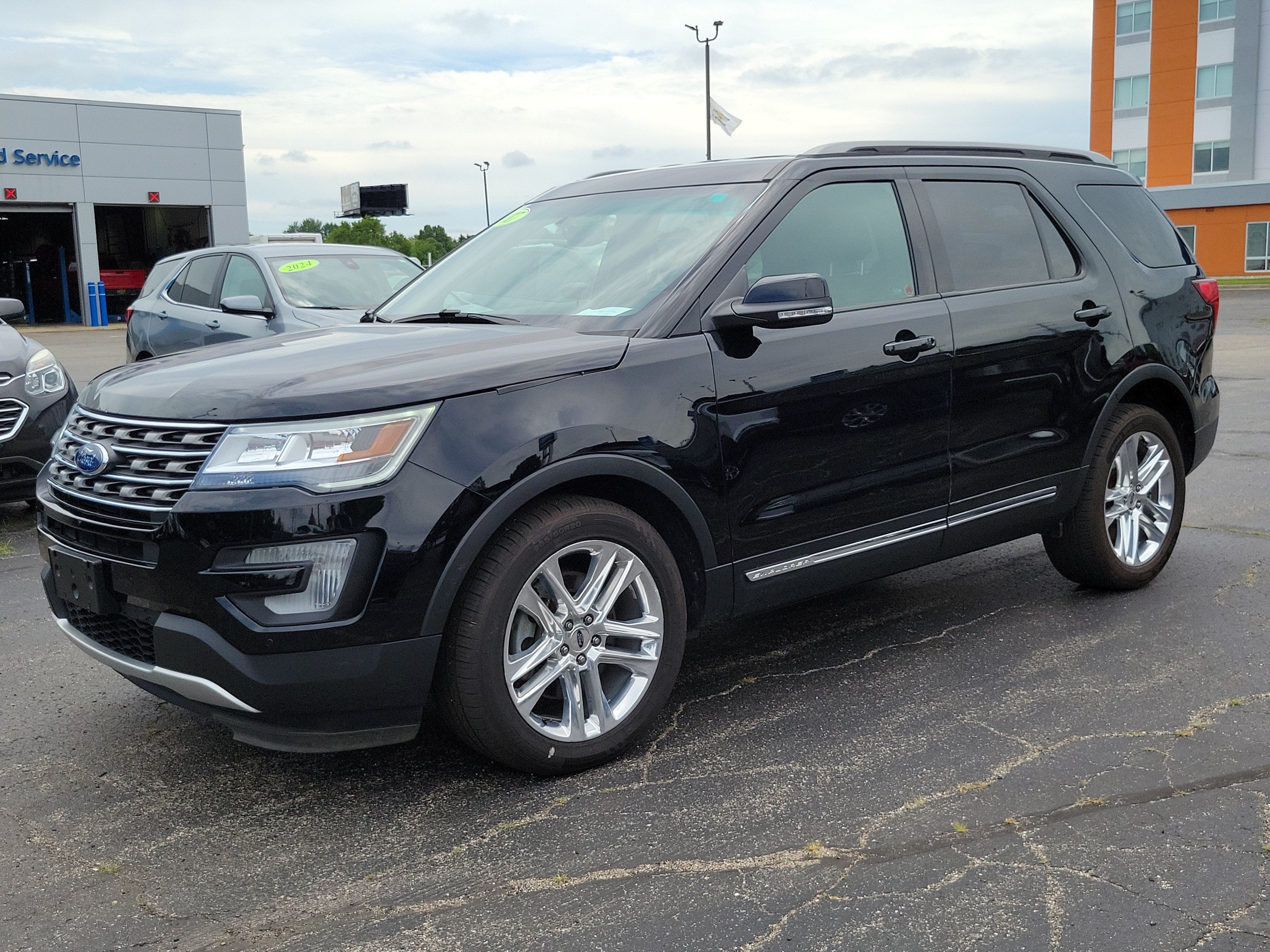 2017 Ford Explorer XLT