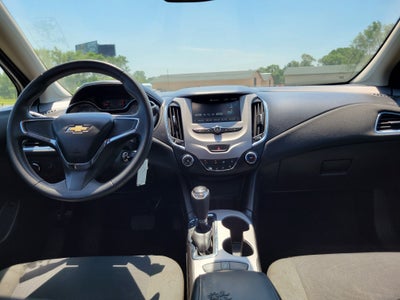 2018 Chevrolet Cruze LS