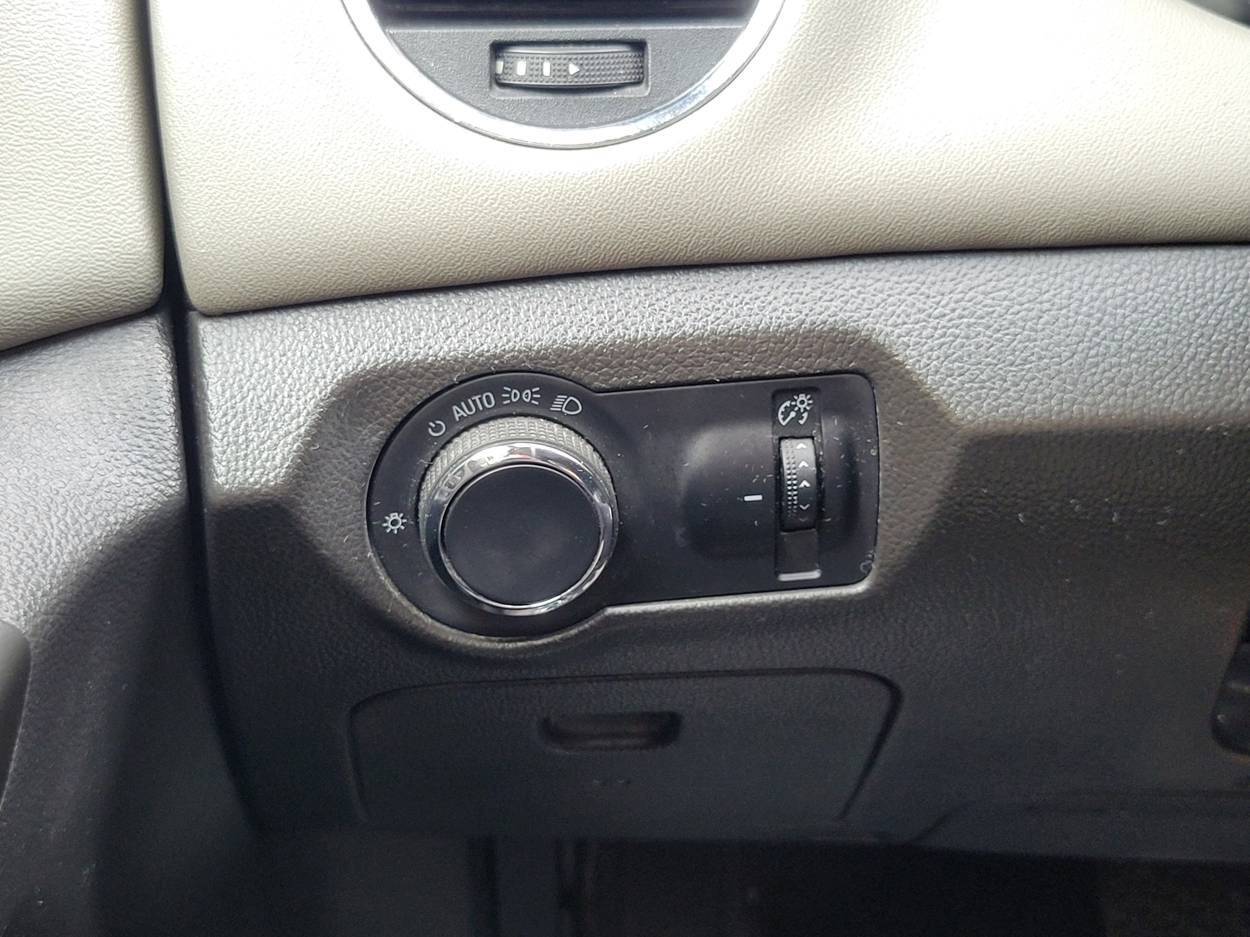 2013 Chevrolet Cruze LS