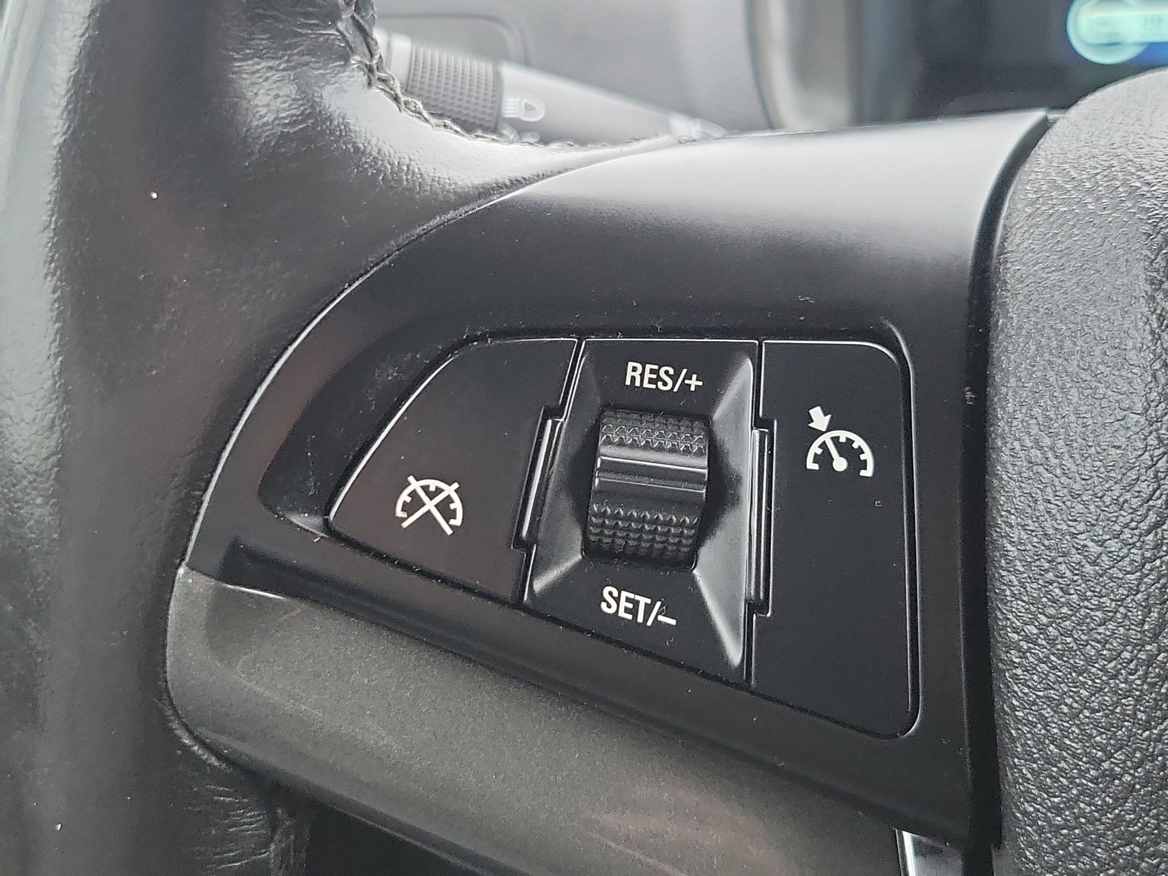 2011 Chevrolet Volt Base