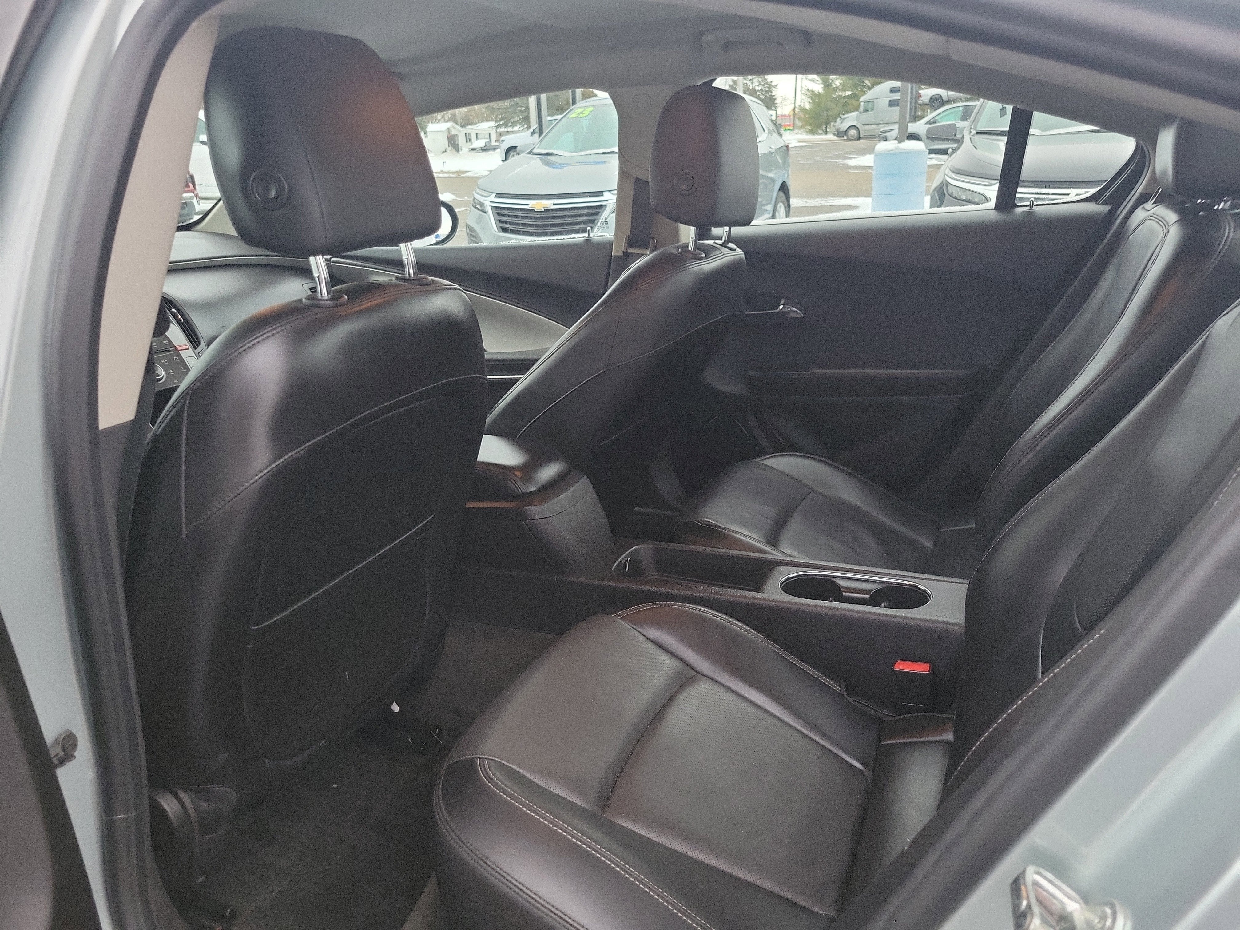 2011 Chevrolet Volt Base