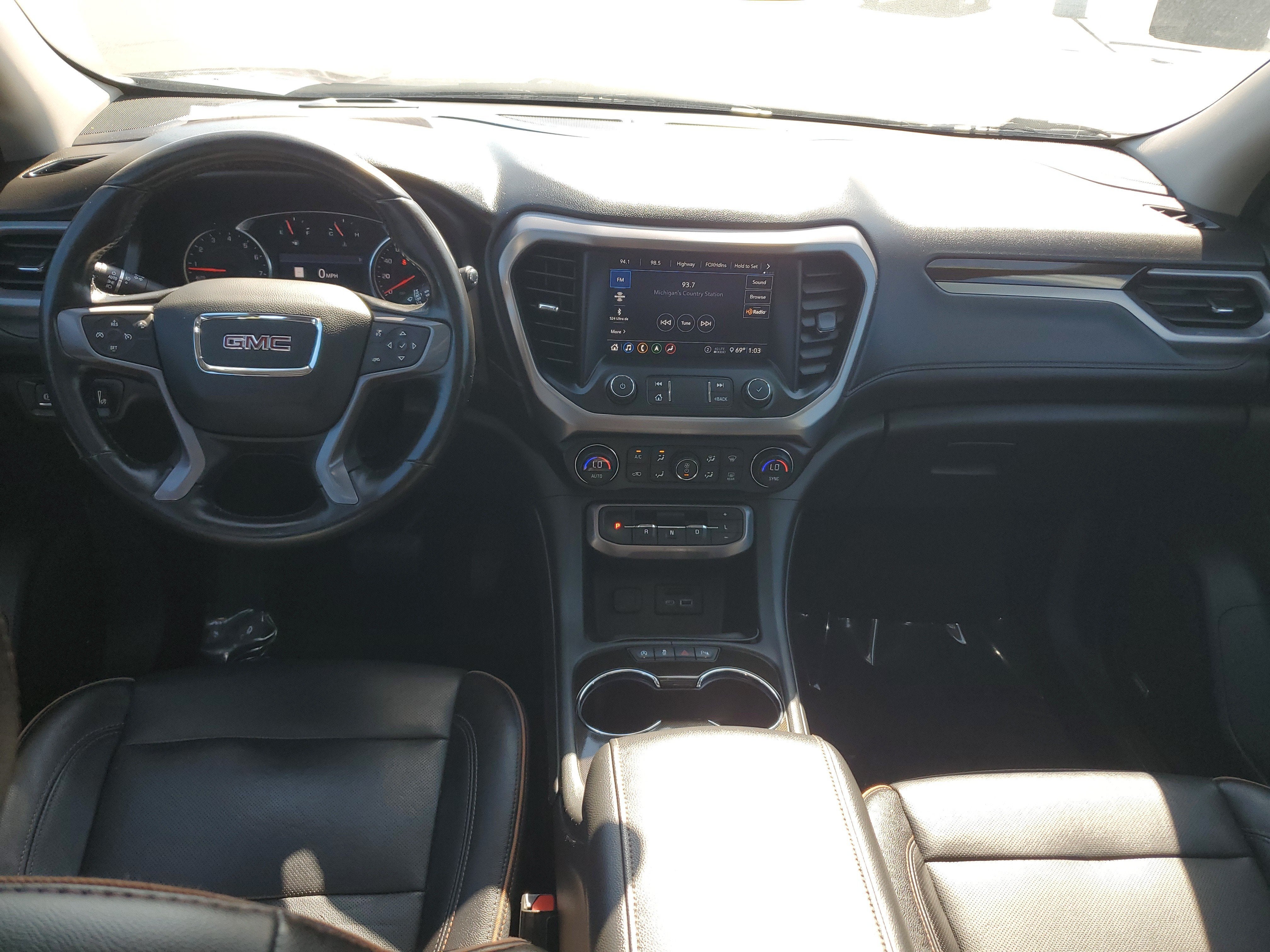 2020 GMC Acadia AT4