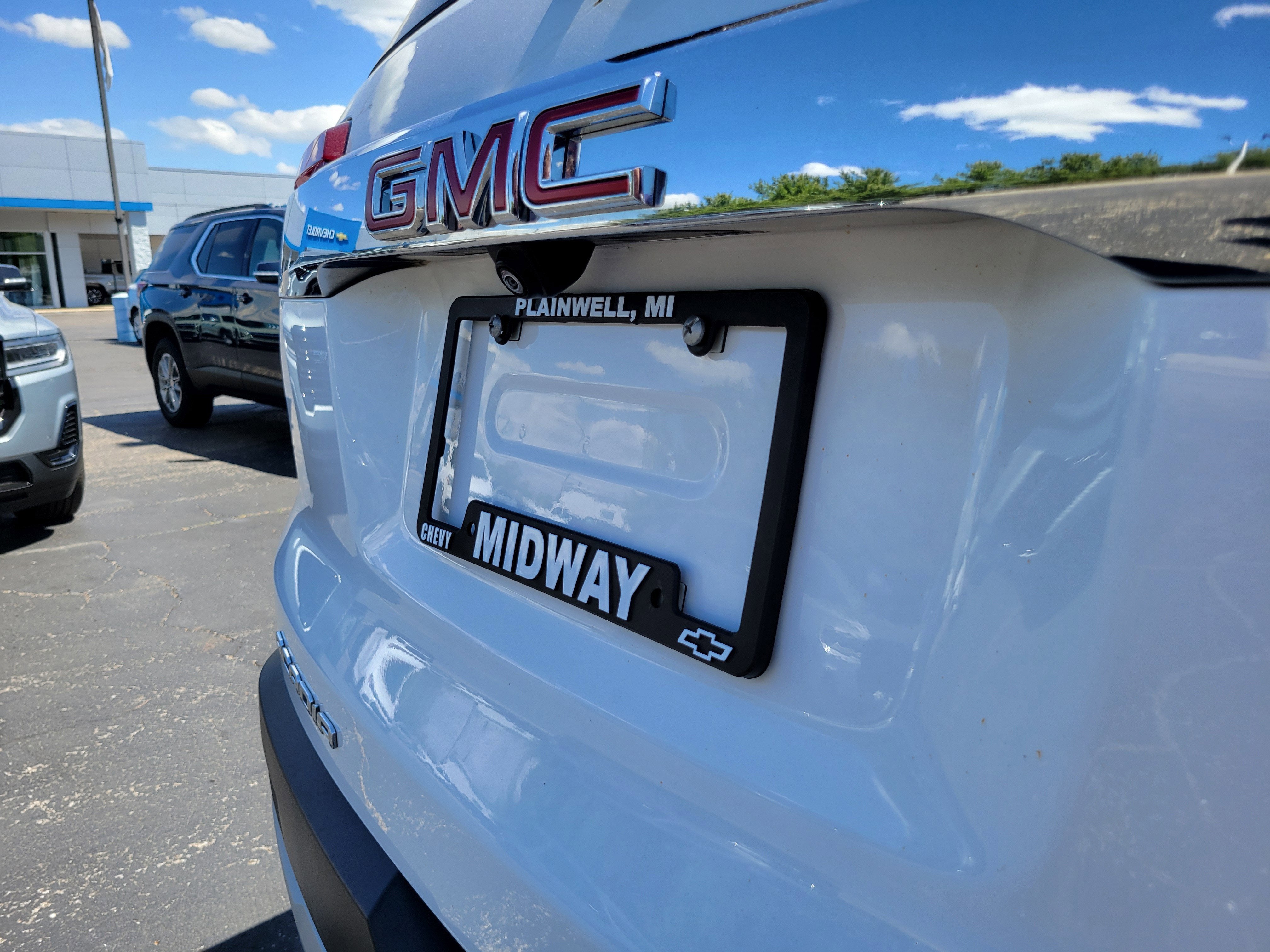 2023 GMC Acadia SLT