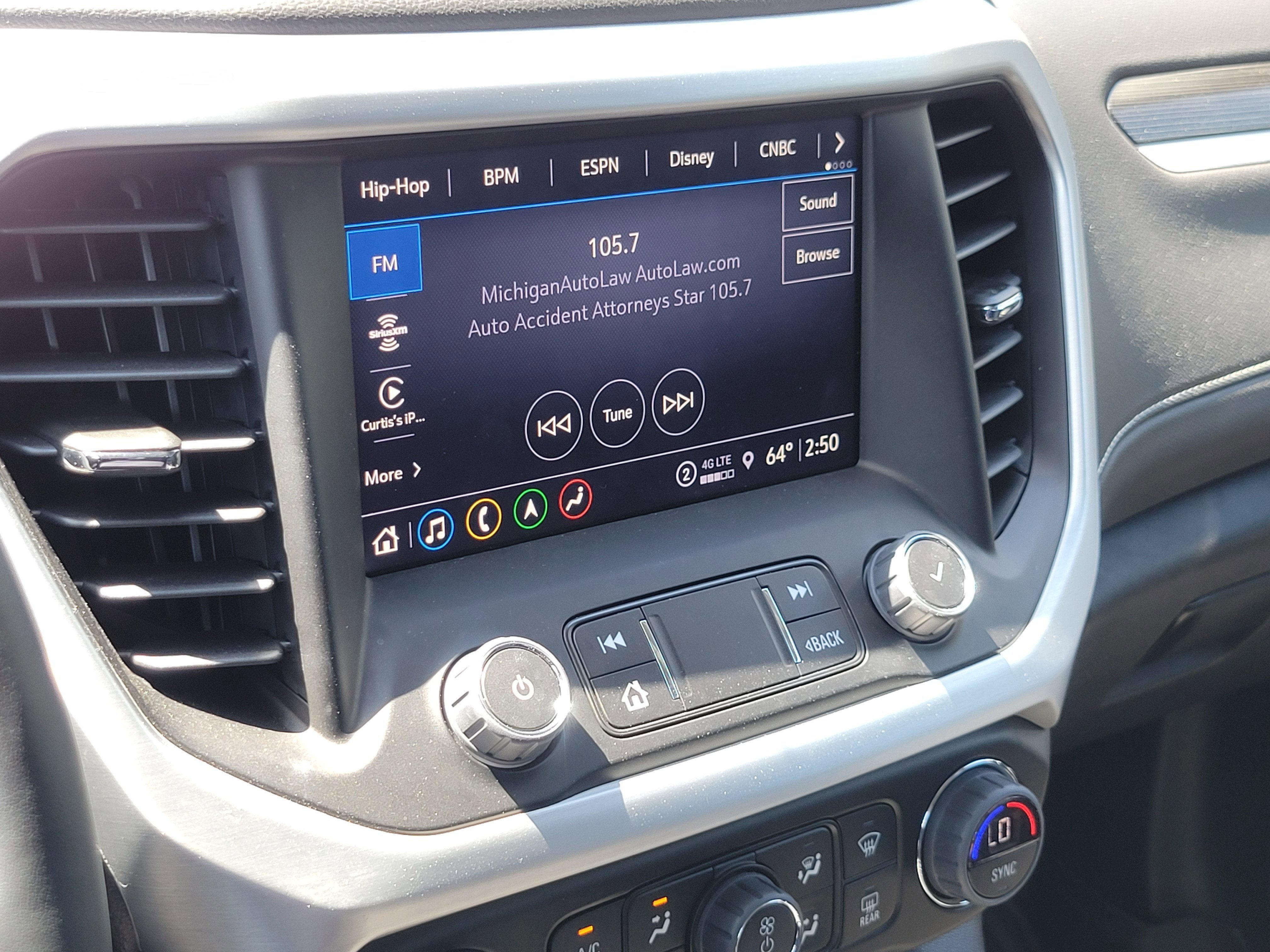 2023 GMC Acadia SLT