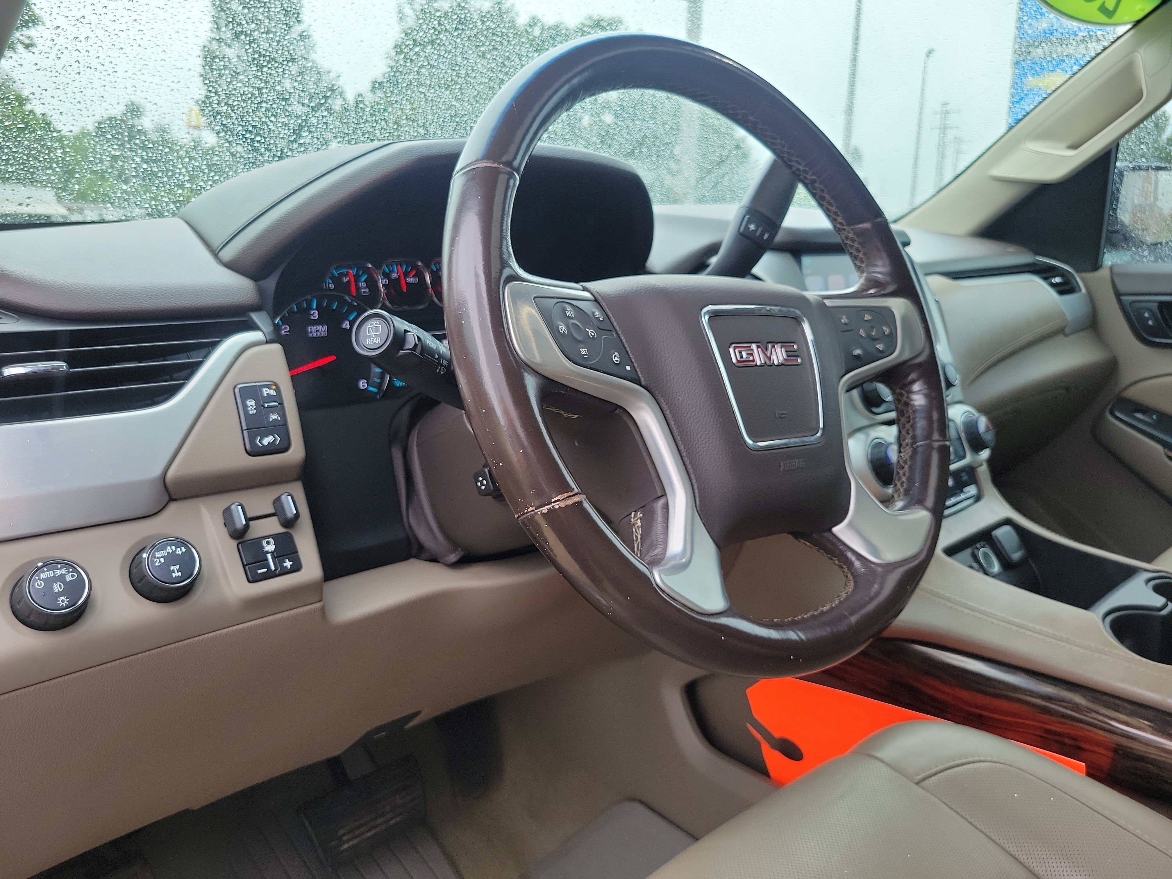 2018 GMC Yukon XL SLT