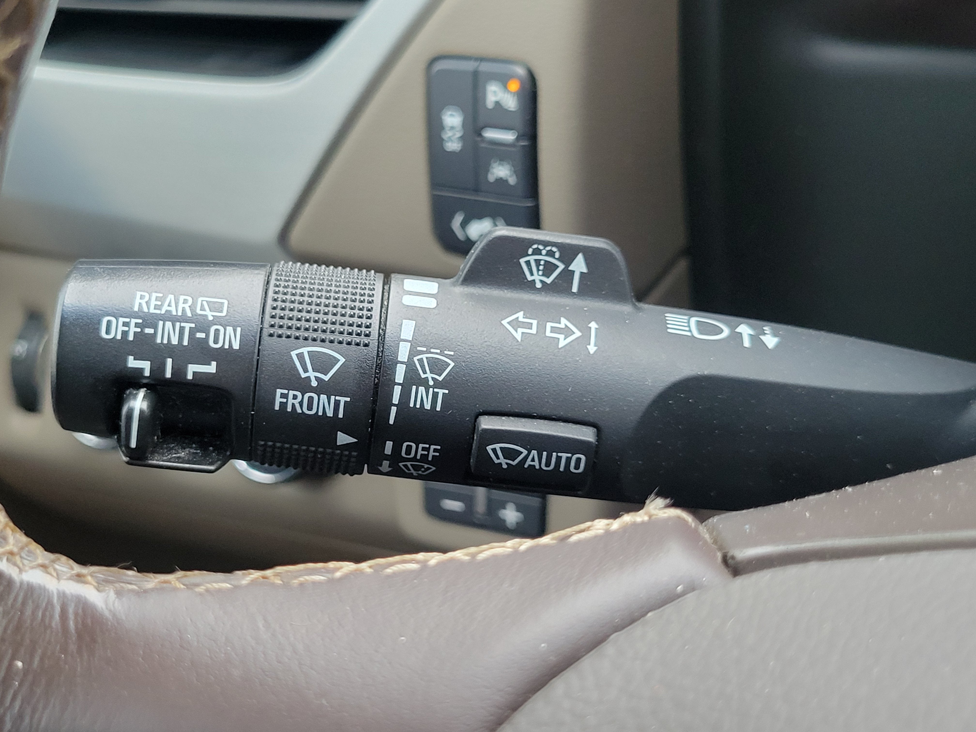 2018 GMC Yukon XL SLT