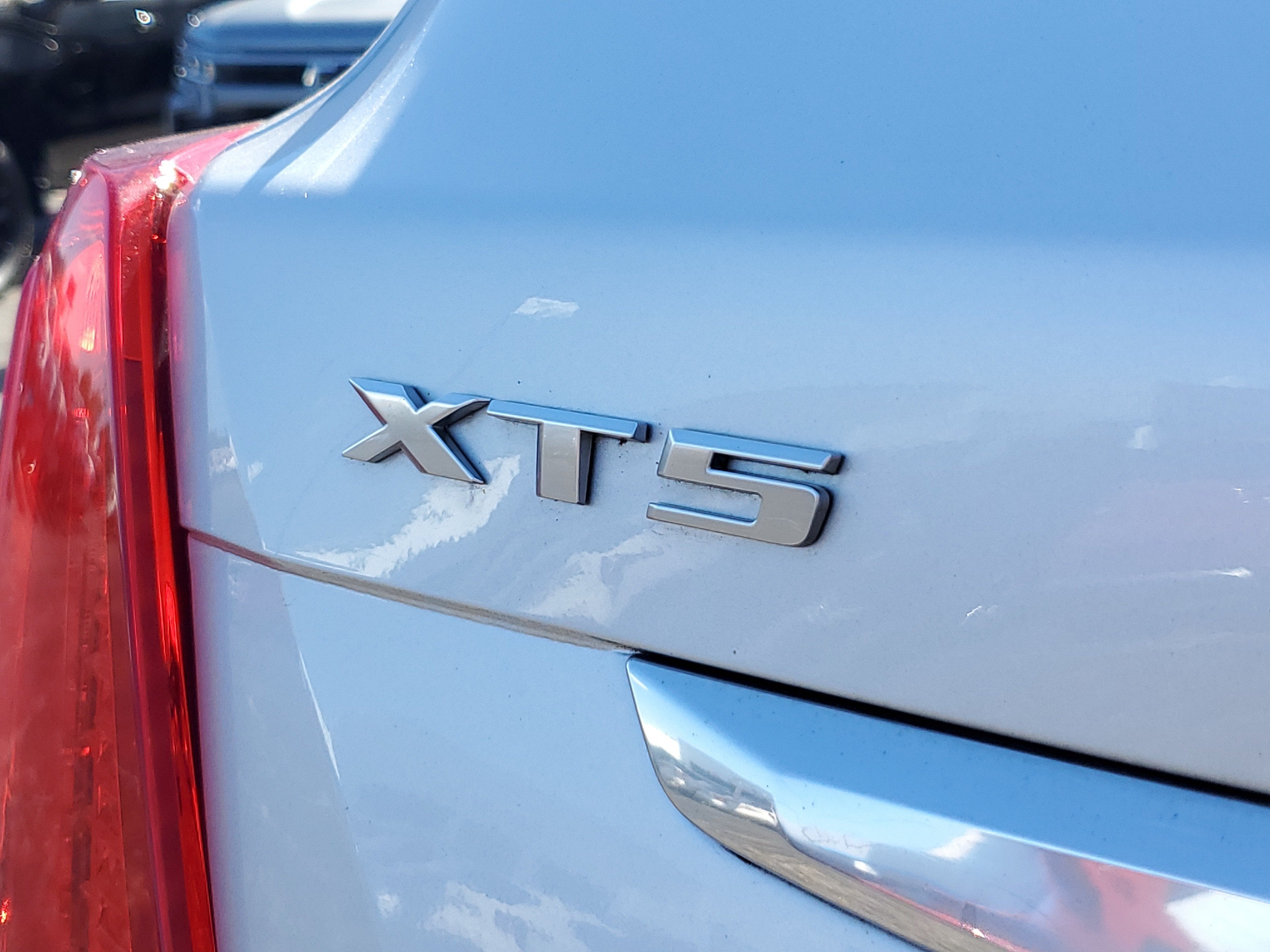 2018 Cadillac XT5 Premium Luxury AWD