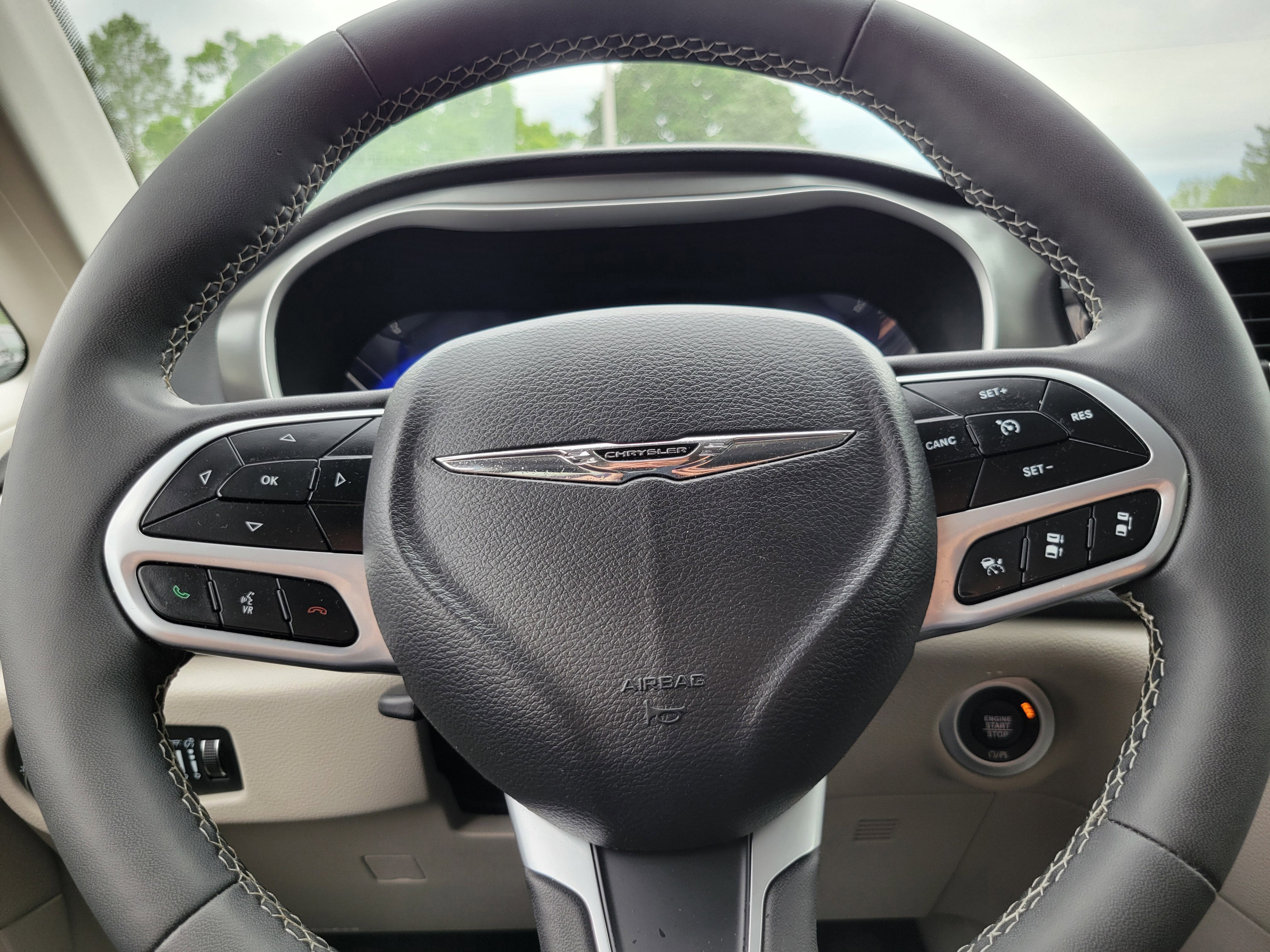 2024 Chrysler Pacifica Touring L