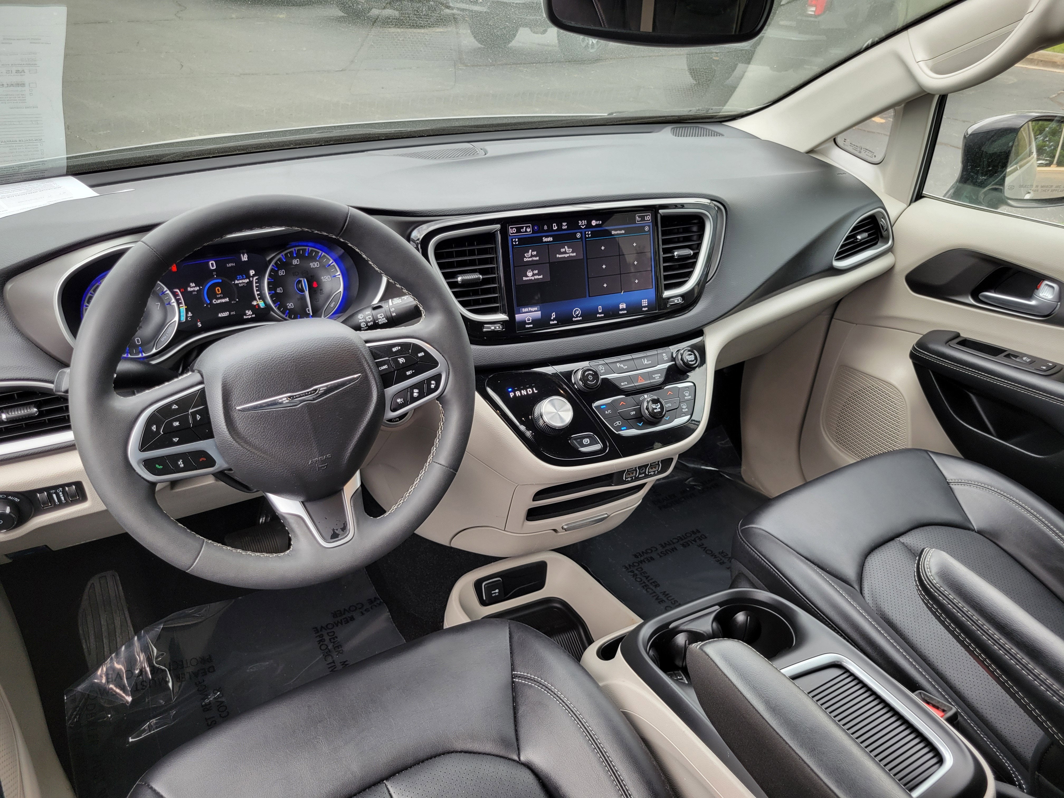 2024 Chrysler Pacifica Touring L