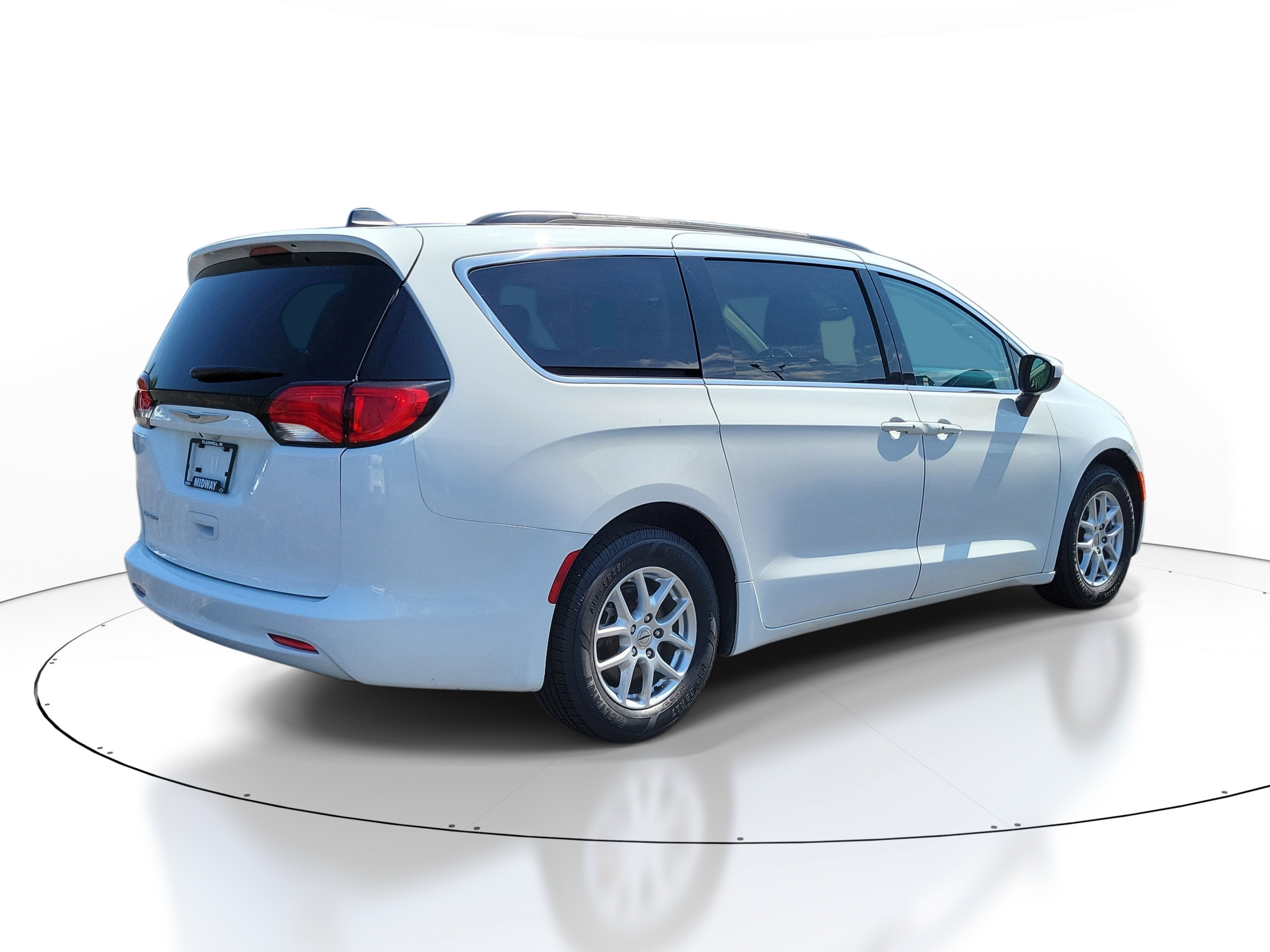 2021 Chrysler Voyager LXI