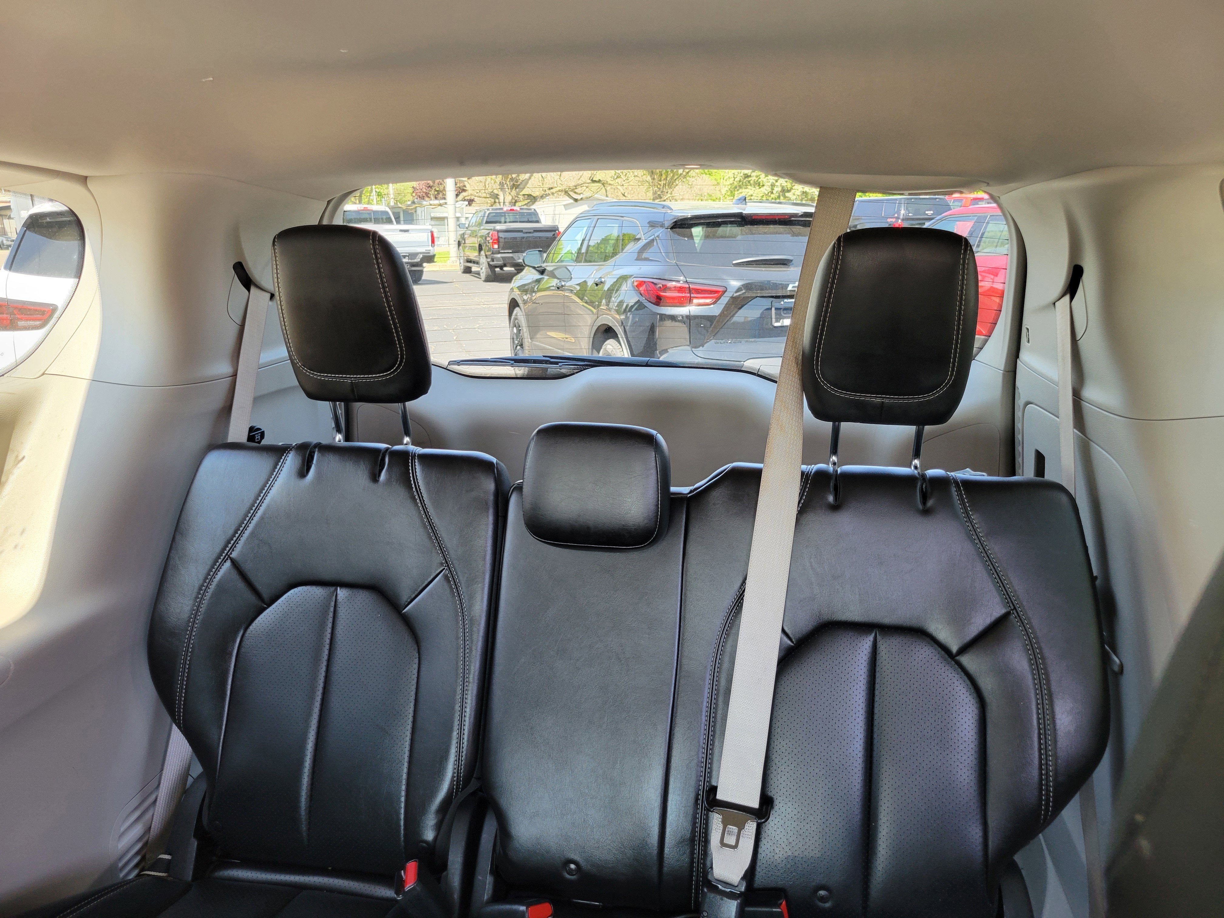 2021 Chrysler Voyager LXI