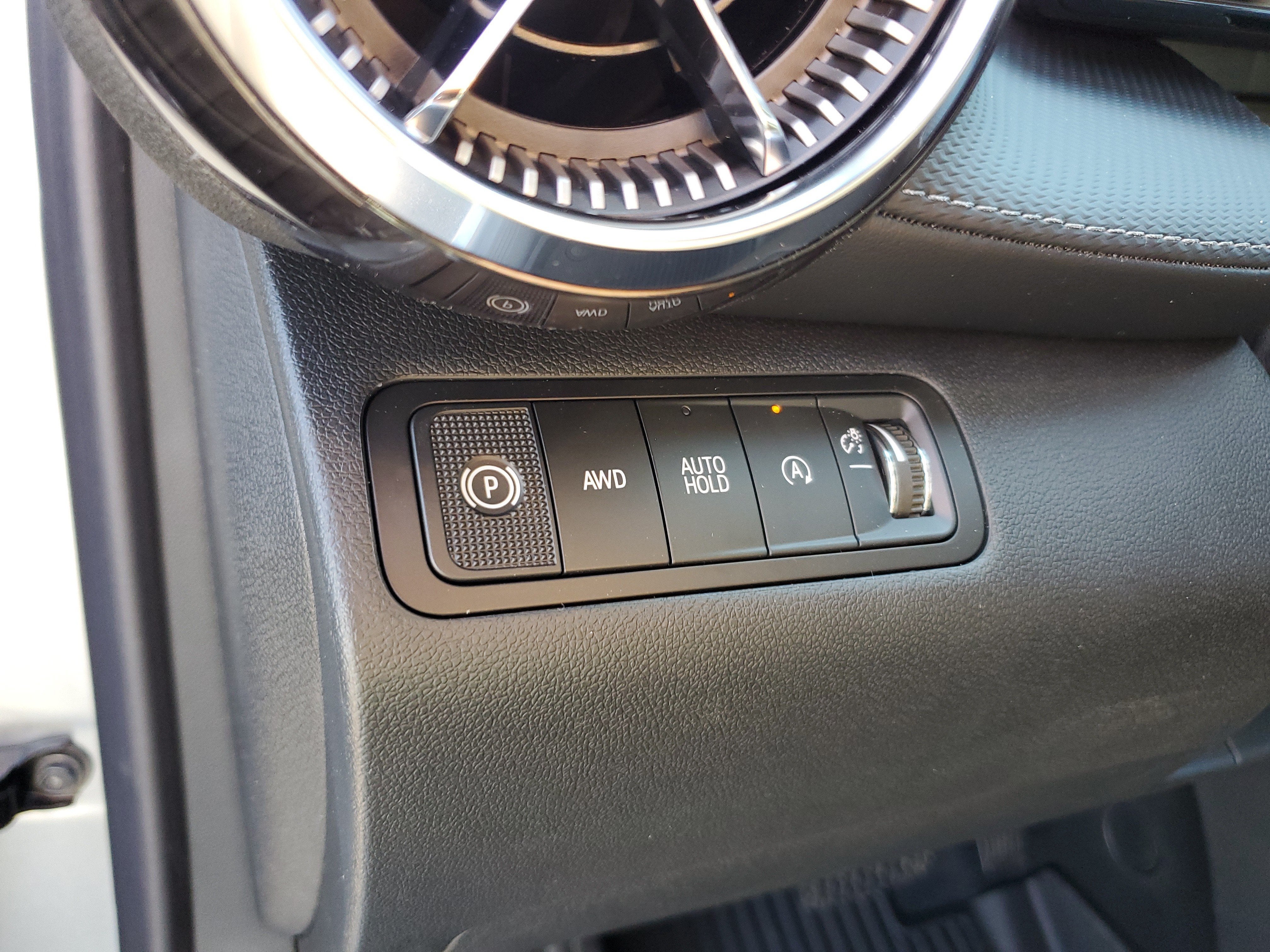 2027 Chevrolet Equinox LT - Photo 16