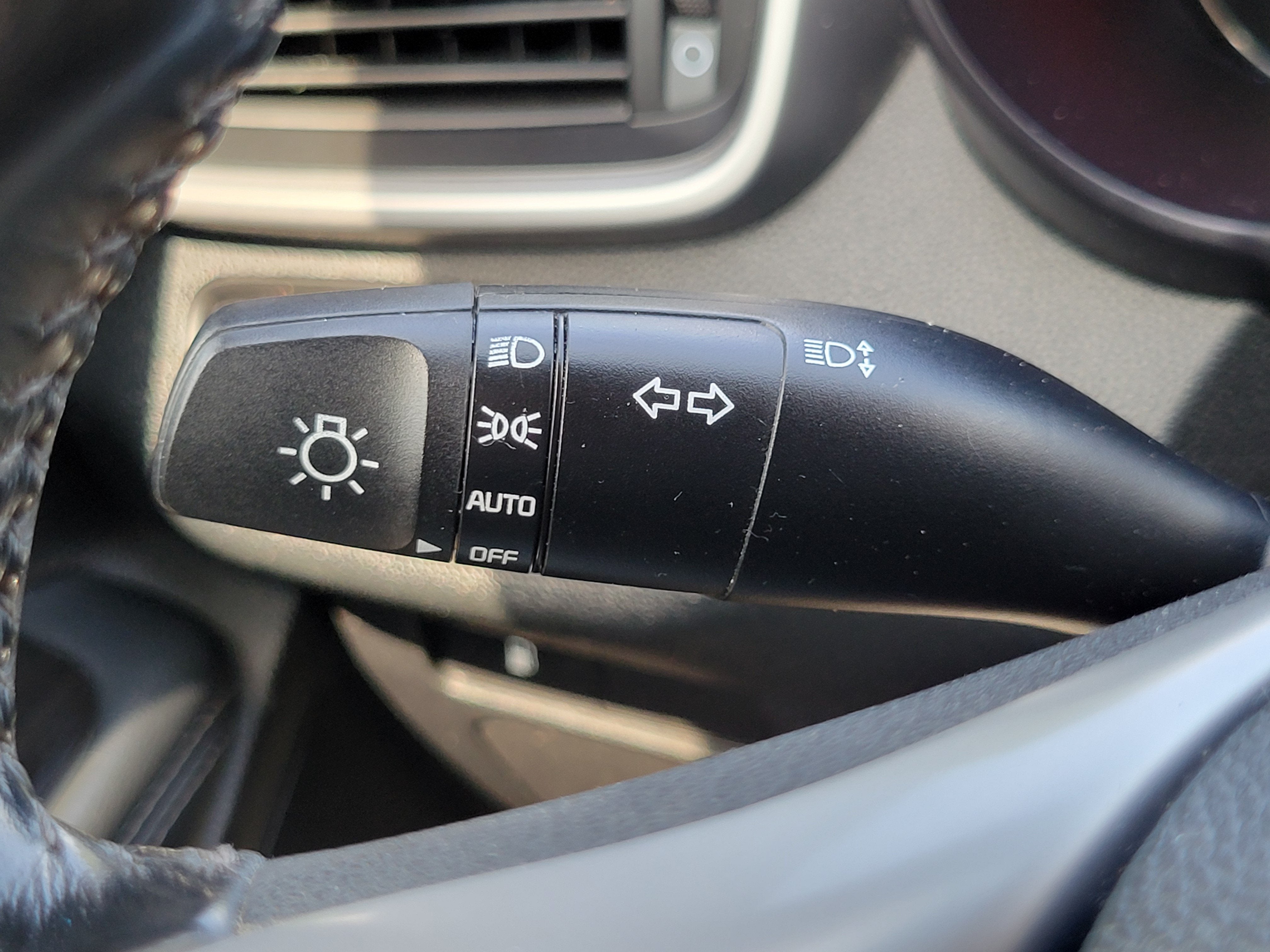 2019 Kia Sorento S V6