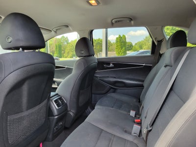 2019 Kia Sorento S V6