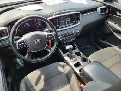 2019 Kia Sorento S V6