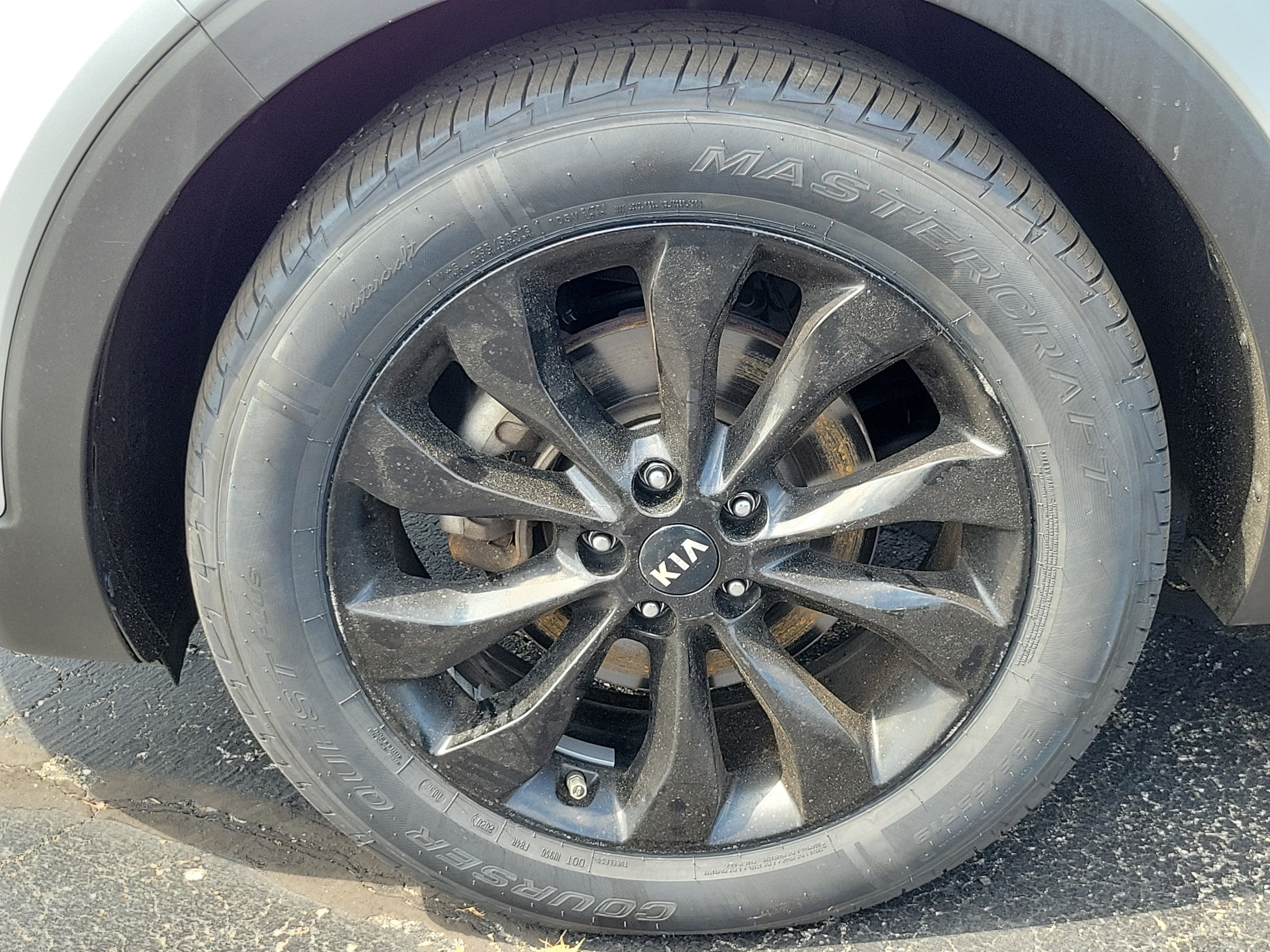 2019 Kia Sorento S V6
