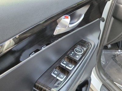 2019 Kia Sorento S V6