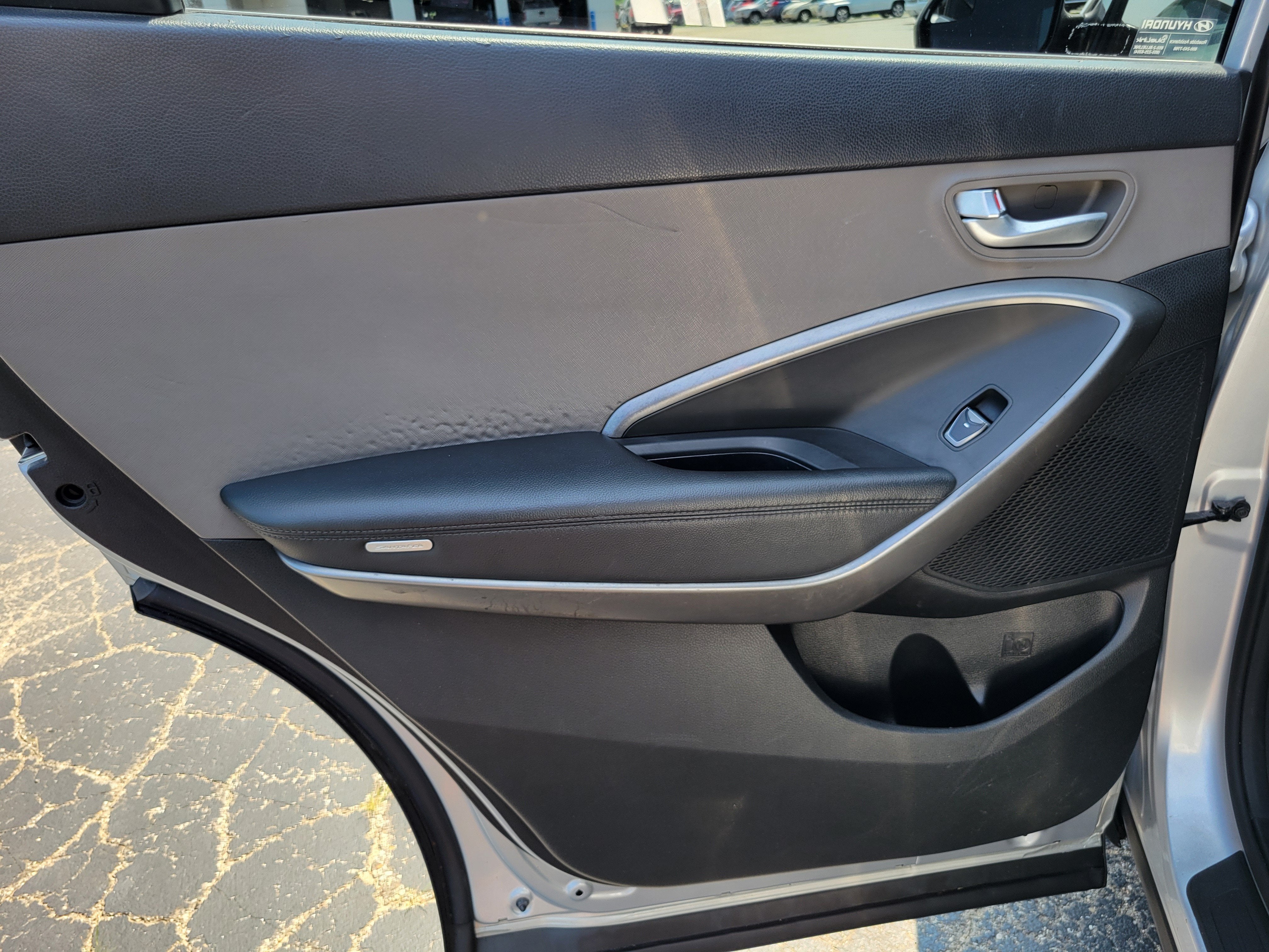 2017 Hyundai Santa Fe SE