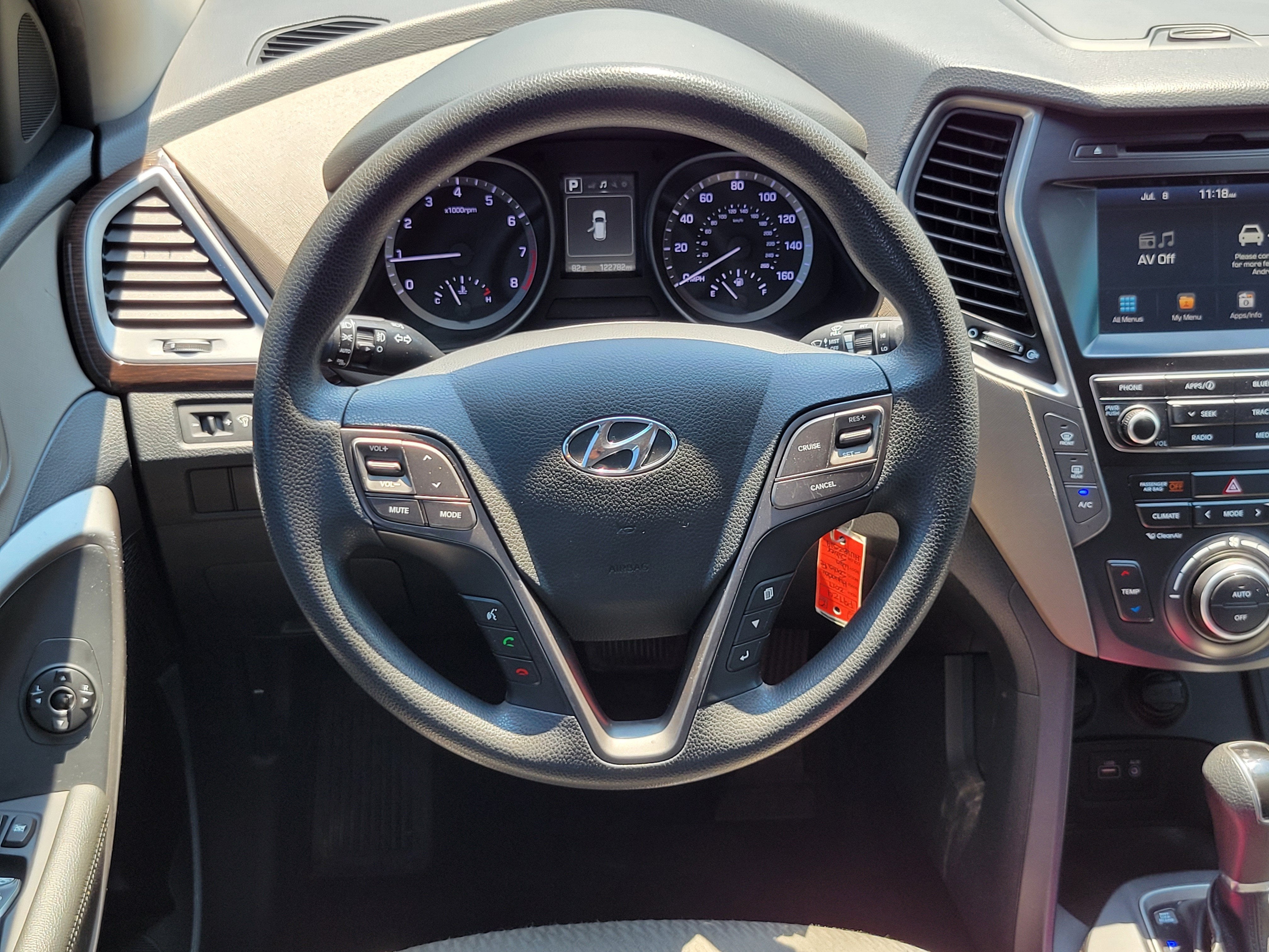 2017 Hyundai Santa Fe SE